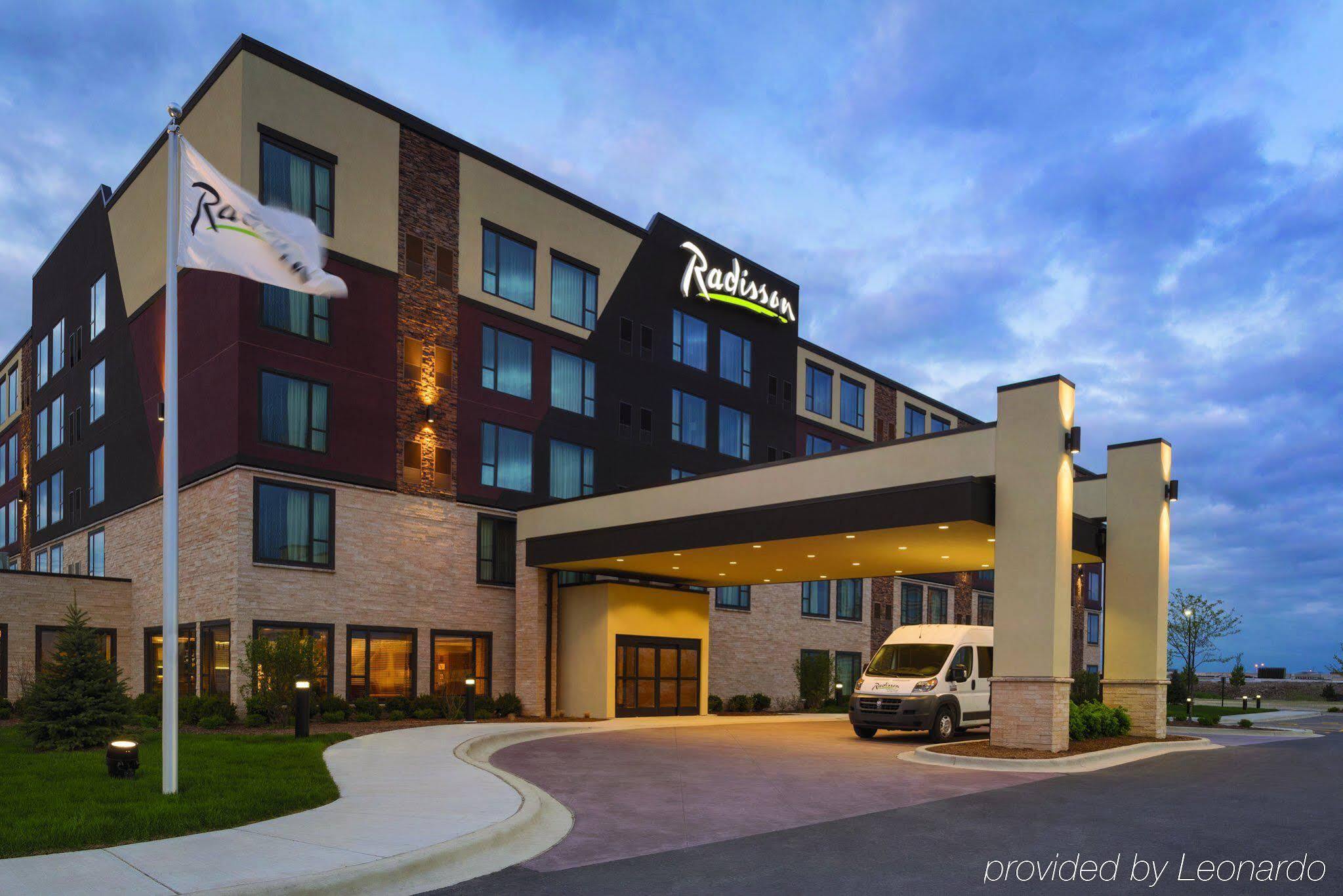 Holiday Inn Chicago Schaumburg, An Ihg Hotel Exterior photo