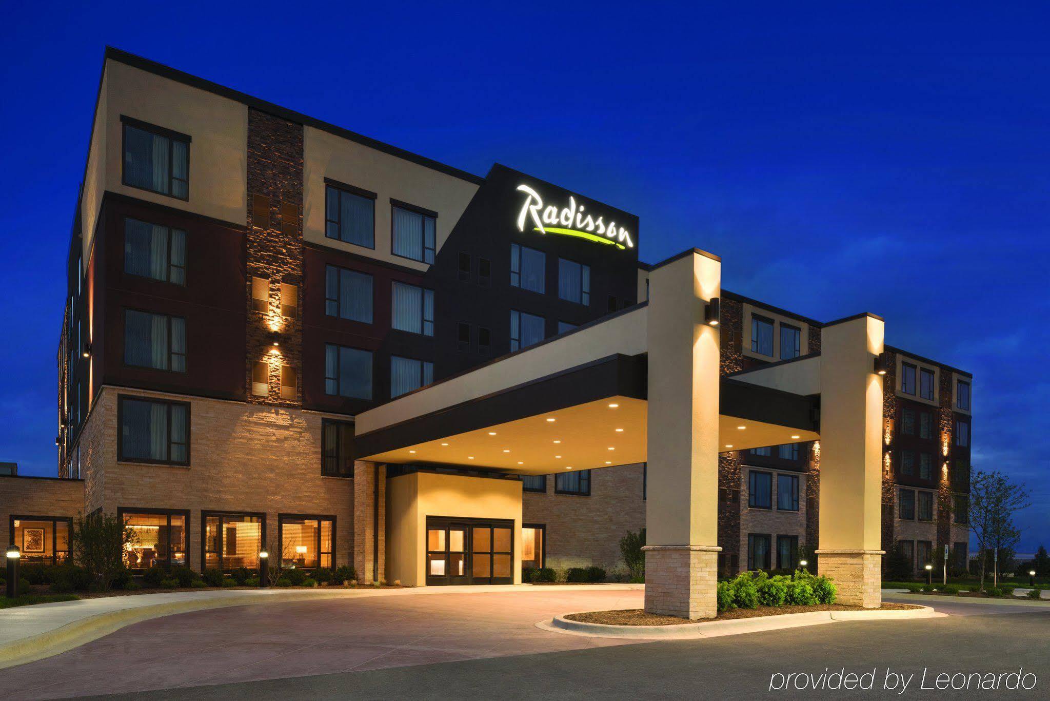 Holiday Inn Chicago Schaumburg, An Ihg Hotel Exterior photo